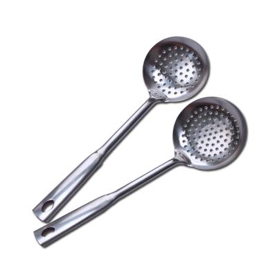 China Sustainable Hot Sale Cooking Tools Stainless Steel Colander Household Kitchen Heavy Strainer With Handle for sale