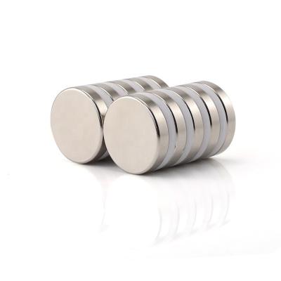 China Industrial Magnet D30 X Wholesale 5/7 Mm Wafer Neodymium Magnets N40 N42 N45 N48 N52 For Oven Door for sale