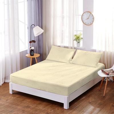 China New Design 100 Polyester Pongee Fabric Antistatic Software For Bedding for sale