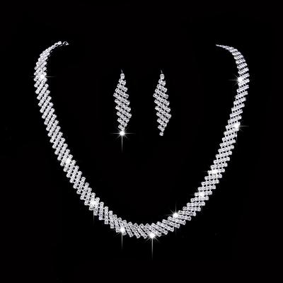 China LD445 CLASSIC Fashion Crystal Bridal Jewelry Set Women Crystal Necklace Earrings Set Wedding Jewelry Set for sale