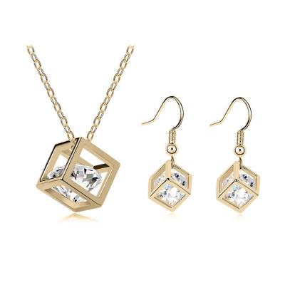 China HA1139 fashion jewelry set gold CLASSIC jewelry set alloy necklace and crystal earrings set for sale