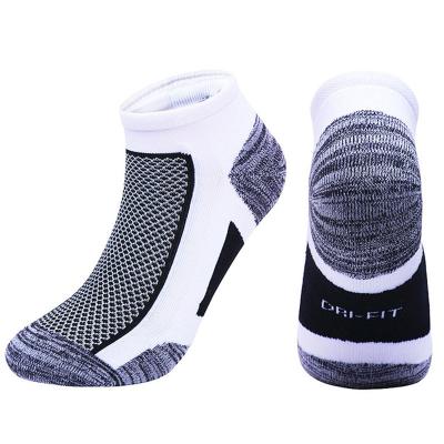 China Wholesale Fashion Breathable Factory Supply Cheap Running Pile Terry Absorbent Short Sport Socks Tennis Grip for sale