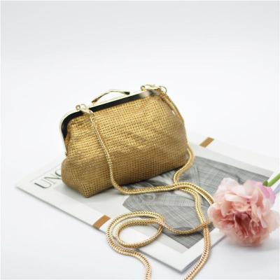 China 2022 New Design Party Evening Purse Clutch Bag Retro Aluminum Cosmetic Clutch Bag Wedding Purse Go Party Woman Evening Clutches for sale