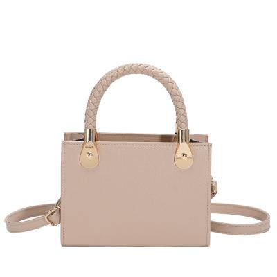 China 2023 new fashion designer fashion single shoulder bag retro unique bag women's black shoulder bags and purses for sale