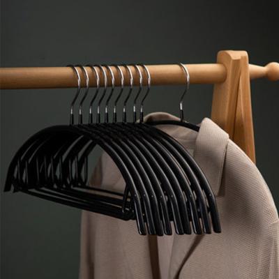 China Sale Wet Dry Dual Function Hangers Hot Multifunctional Simple Elegant Slip Anti Slip Household Eco-friendly Material for sale