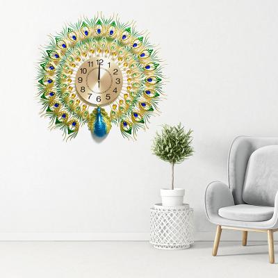 China Large 3D Resin Style Peacock Fancy Gold Antique Large Wall Clocks Luxury Home Decor High Quality Oversized Clock Radio for sale