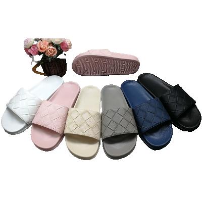 China Fashion Trend Plaid Pattern PVC Sandals For Ladies Servo Air Blow Slipper for sale