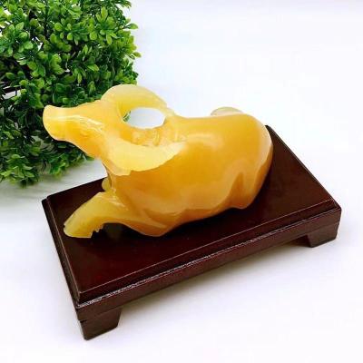 China China 2020 hot retail and wholesale popular yellow jade cows for decoration for sale