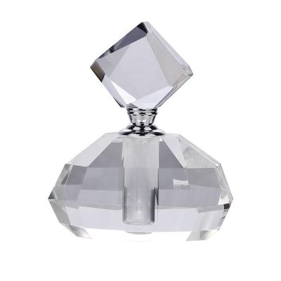 China Europe K9 crystal glass essential oil bottle perfume essential oil bottle for wedding decoartion for sale