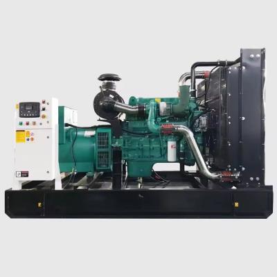 China Generador de gas refrigerado por agua de Cummins 400V/230V Genset de gas natural en venta