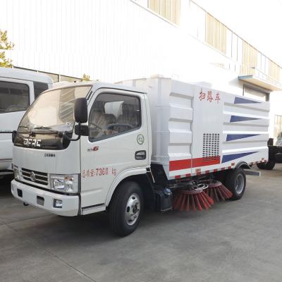 China Dongfeng Duolika Road Sweeper Dust Tank Volume 5000L Water Tank for sale