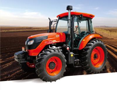 China 150 pk vierwielaandrijving tractor landbouwmachine FMD1504 met cabine te koop Te koop