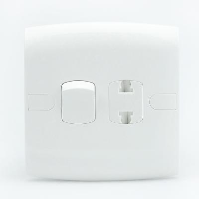 China Good Quality Cheap Price PC Security Hardware Small Button 1 Strip 2 Pin Wall Switch Socket for sale