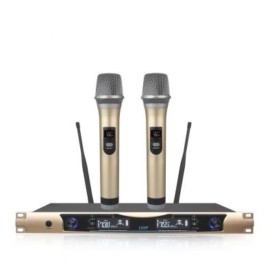 China Headset Microphone Wireless Microphone Handheld Dual Channels UHF Fixed Frequency Dynamic Mic For Karaoke Wedding Party Band Church Show for sale