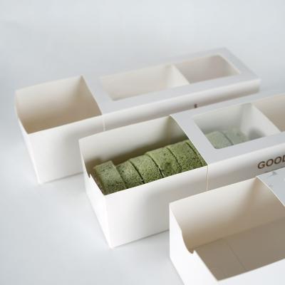 China Newest Biodegradable White 18x9x7 Log Cupcake Donut Dessert Packaging Cake Box With Window for sale