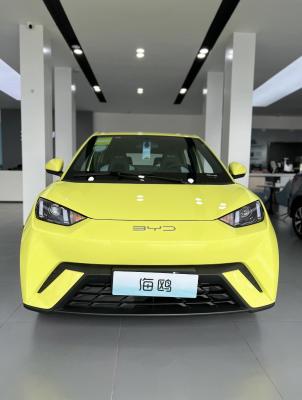 China Distributoren Byd's Fluoreszierendes grünes Möwe Elektrofahrzeug 405km Abenteuer für 5 Passagiere zu verkaufen