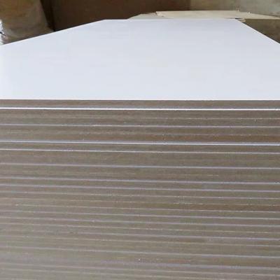 China Excellent suppliers low price 3mm 5mm 9mm 18mm modern white 25mm MDF melamine laminate board for furniture decoration for sale