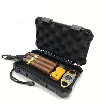 China 2021 New Wholesale 5ct Mini Cigar Case Travel Humidor Plastic Cigar Travel Case With Built-in Hygrometer for sale