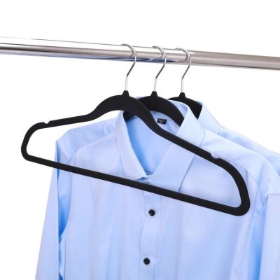 China Minimalist Made in China Black Rotating Hook Velvet Hangers Shirt Coat Hanger Environmentally Friendly Flocking Coat Hanger for sale