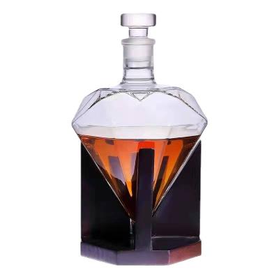 China High Selling Recyclable Eco-friendly Hot Borosilicate Glass Bottle Stand Brandy Rum Whiskey Wine Bottles Wooden Wine Decanter Set for sale