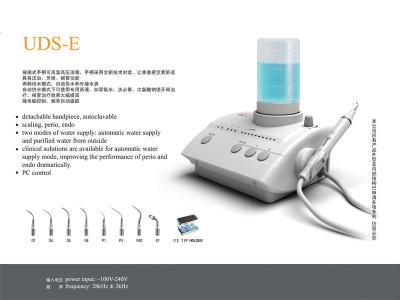 Chine Écailleur ultrasonique dentaire d'UDS-E, utilisé pour des dents nettoyant, pour la prévention de la maladie de dent et le traitement à vendre