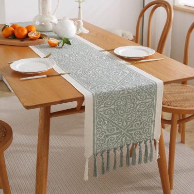 China 100% Handmade Polyester Jacquard Tassels Table Runner Hollow-Cut Design America Style Natural for sale