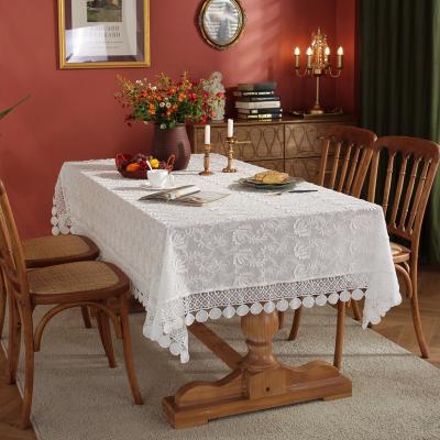 China Retro Yarn-dyed Jacquard Waterproof Three-Dimensional Cross Cut Fringed Tablecloth by Terylene for sale