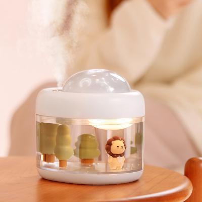 China 500ML Projection Skin Space Landscape Personal Humidifier Cute Romantic Magic Moist Mini Air Humidifier Warm Night for sale