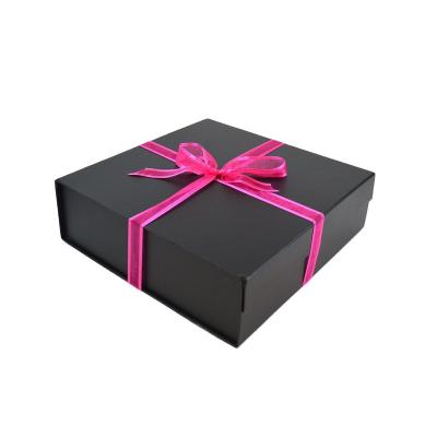 China 2021 Hot Sale Recyclable Custom Flower Gift Magnetic Paper Box Packaging For Pen Rose Candle Gift Box Luxury Black Handmade for sale