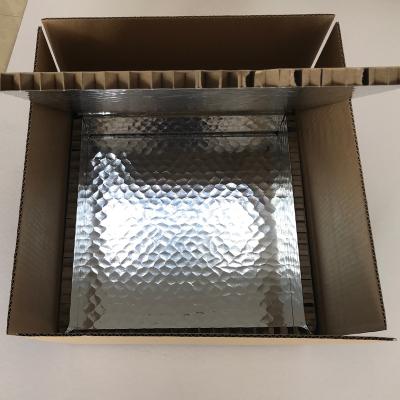 China Biodegradable Cold Chain Cardboard Box With Aluminum Foil For Frozen Seafood / Meat for sale