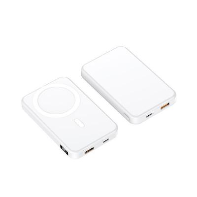 China Hot Selling Type-C Interface Mini Magnetic Fast Charger Wireless Power Fast Charging Support Portable Bank for sale