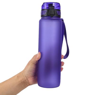 China BPA 1L 32oz Sustainable Sport Free Water Bottle With Motivational Marker for sale