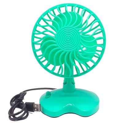 China Multifuntional Desk Fan USB Personal Table Mini Fan For Camping Dorm for sale