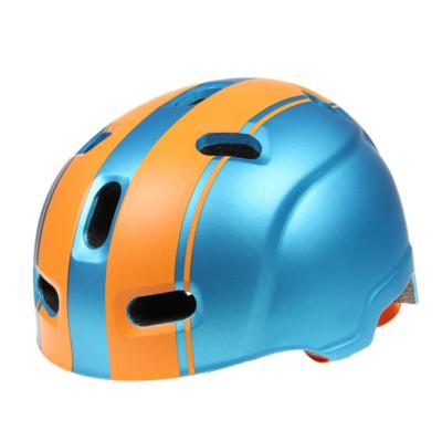 China New Design Compounds Skateboard Mountain Bike Electric Scooter Custom Simple Stripe Kids Skating Helmet for sale