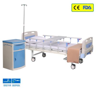 China Crank Manual Hospital Bed 2 hHospital Bed For Patient Medical Manual Hospital Bed for sale