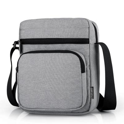 China Waterproof Oxford Sports Fashionable Tactical Fitness Messenger Bag Shoulder Bag Chest Messenger Bag for sale