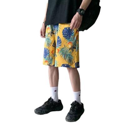 China Breathable Summer Loose And Quick-Drying Mens Beach Shorts Sports Shorts Five Point Swimming Trunks for sale