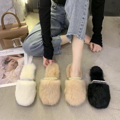 China 2021 fashion trend luxury outdoor fluffy slippers for women for sale