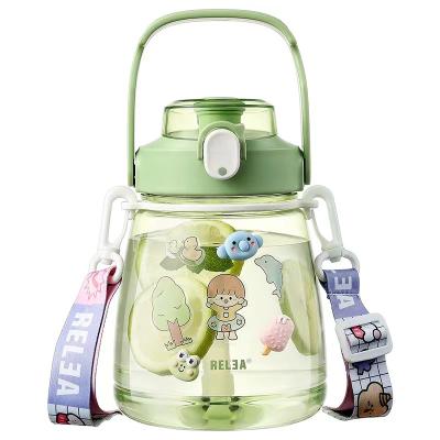 Cina bottiglia di acqua graziosa di 7.4X18.2cm con paglia, Straw Water Bottle sveglio portatile in vendita