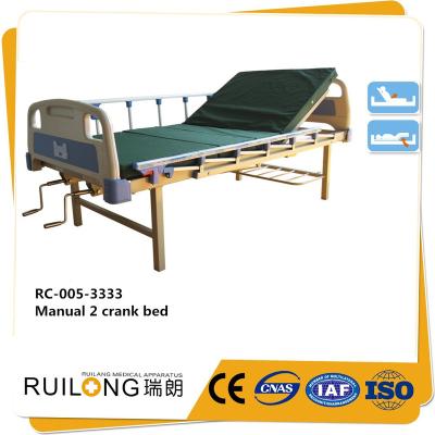 China Foldable Manual Hospital Bed 2 Rockers Iron Metal Mesh Hospital Bed for sale