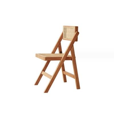 Chine Chaise de mariage en bois marron moderne Siège pliant en rotin pour bureau, repas et mariages dans un style naturel à vendre