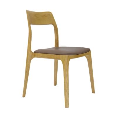 China Leisure Facilities Dining Chair Vintage Wooden with Customized Fabric Upholstery and Nitrolacquer Finish for sale