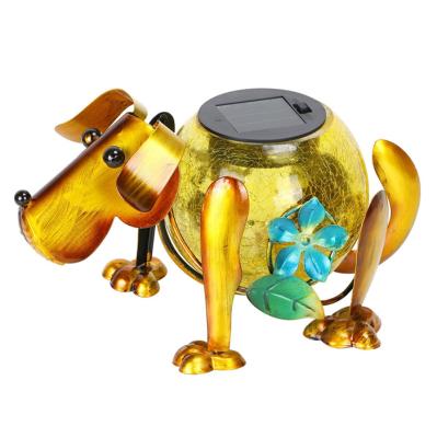 China Garden Metal Dog with Flower Glass Ball Decor Outdoor Waterproof Animal Garden Patio Solar LED Table Light Table Lamp for sale