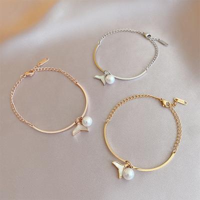 China 2021 NEW Fritillaria Romantic Fishtail Bracelet Fashion Hand Jewelry Soft Bracelet for sale