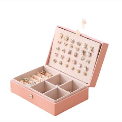 China Personal Use Or Portable Suede Leather Case Leather Leather Case Display Box Rings Rings Gift Square PU Inner Lining With Button for sale