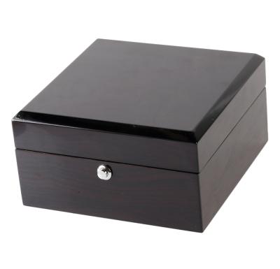 China Simple Black Glossy Lacquer Wooden Organizer Watch Storage Box Jewelry Watch Storage Display Holder Box for sale