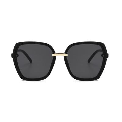 China Sunglasses Logo Women Mens Oversized Custom Sunglasses Italy Style Fashion Designer Personalized Sunglasses for sale