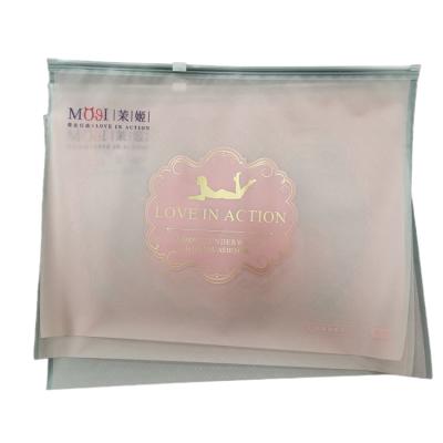 China Hot New Products Moisture Proof Zipper Custom With White Closure For Packaging Plastic Bags Clothes Bag for sale