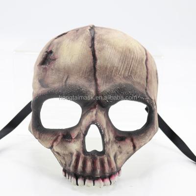 China Plastic Mask & Hot Selling Halloween Skull Masquerade Amazon Party Band Elestic Band Plastic Hand Painted Horror Wholesale Sliver Link Or Scary Masks for sale