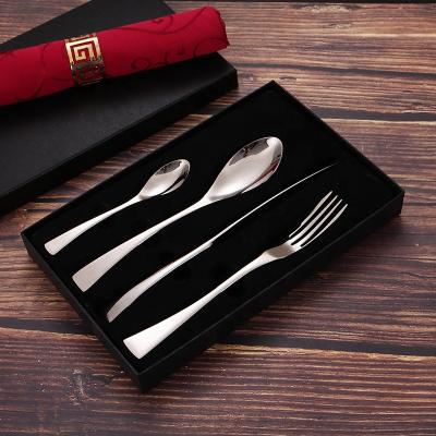 China Sustainable Modern Restaurant Wedding Cutlery Set Customized Color Flatware for sale